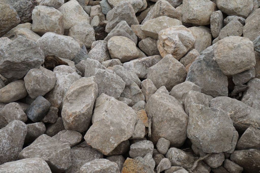 Buy Bulk N.E. Fieldstone Round - South Shore Landscape Supply